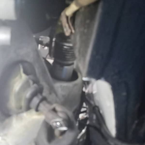 280825 1987 Maserati BiTurbo Front Brakes and Engine Work 13