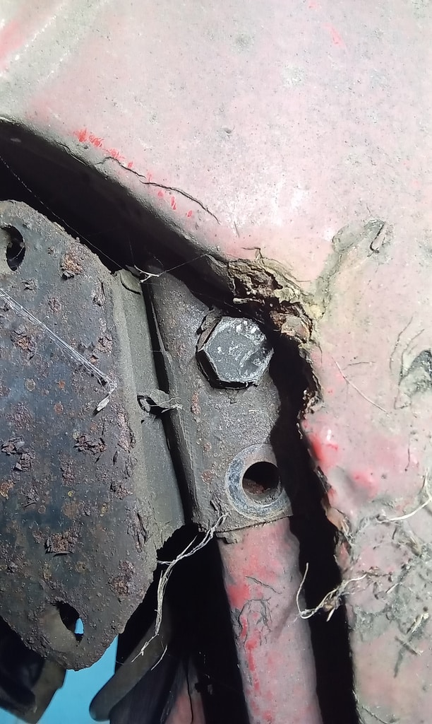 290825 1966 Jaguar E Type Series 1 Rear Brakes 11