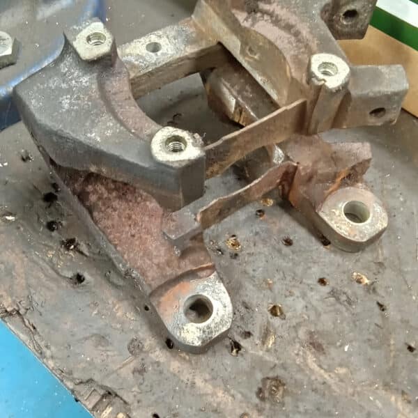 290825 1966 Jaguar E Type Series 1 Rear Brakes Continued 22