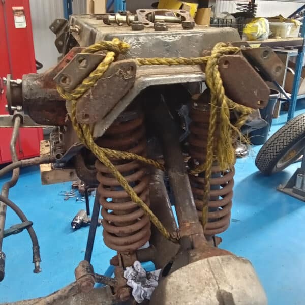 290825 1966 Jaguar E Type Series 1 Rear Brakes Continued 36