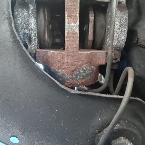 290825 1966 Jaguar E Type Series 1 Rear Brakes Continued 45