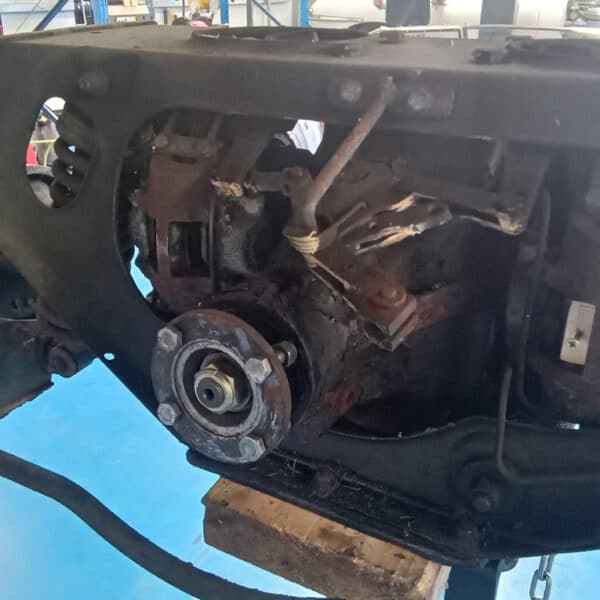 290825 1966 Jaguar E Type Series 1 Rear Brakes Continued 50