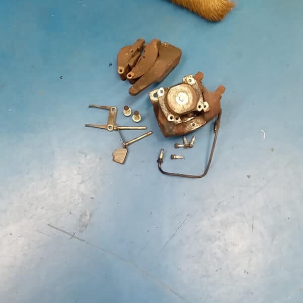 290825 1966 Jaguar E Type Series 1 Rear Brakes Continued 58