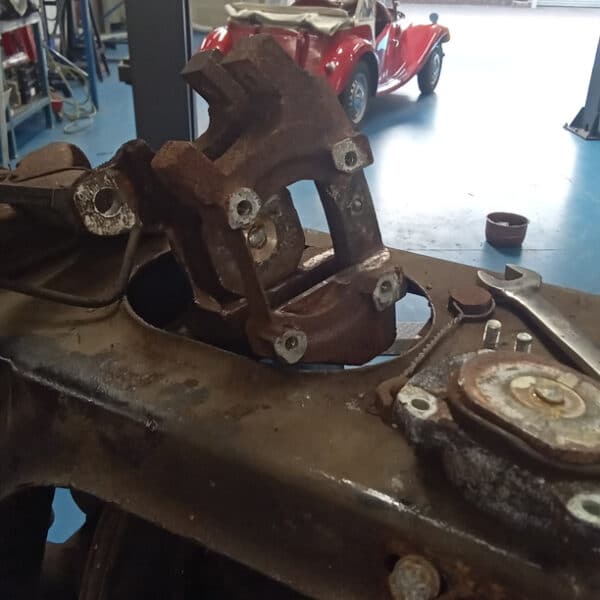 290825 1966 Jaguar E Type Series 1 Rear Brakes Continued 61