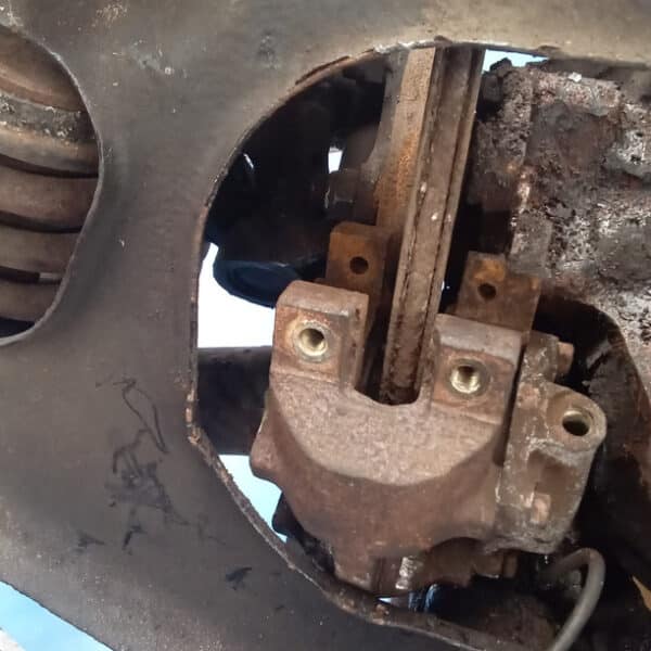 290825 1966 Jaguar E Type Series 1 Rear Brakes Continued 63