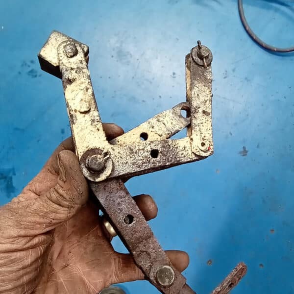 290825 1966 Jaguar E Type Series 1 Rear Brakes Continued 7