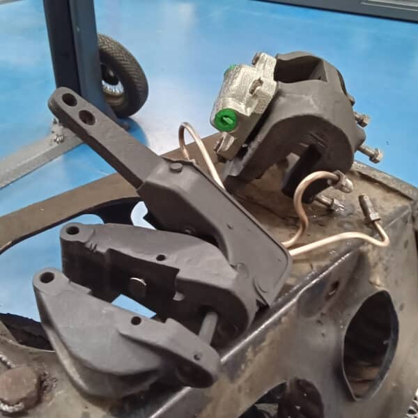 290825 1966 Jaguar E Type Series 1 Rear Brakes Continued 9