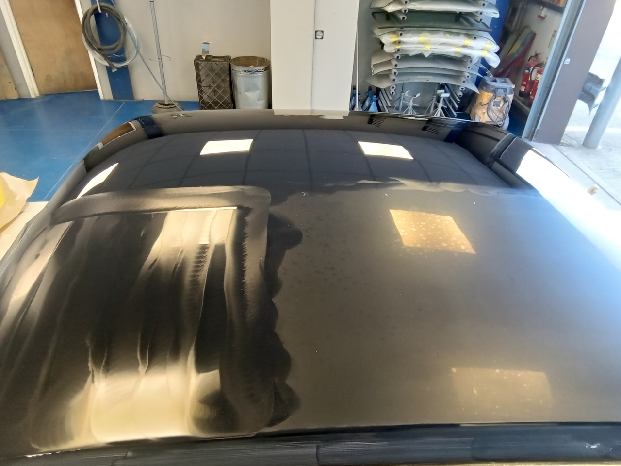 300825 1969 Audi 70L Roof Polished 2