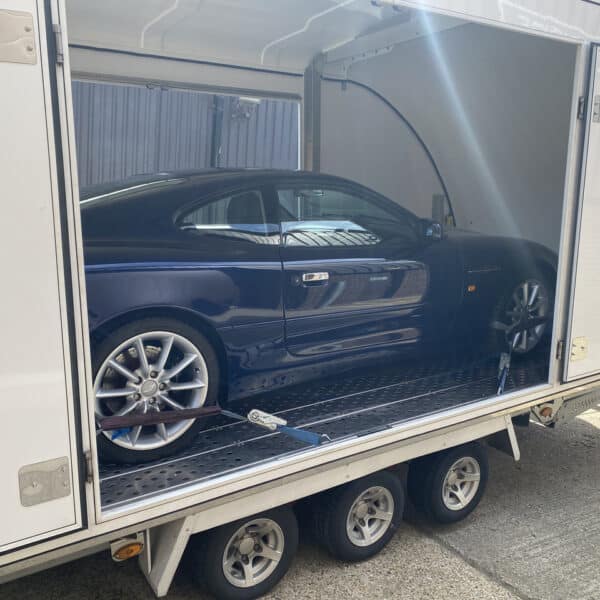 9.09.2025 1999 Aston Martin DB7 Blue Transport 2