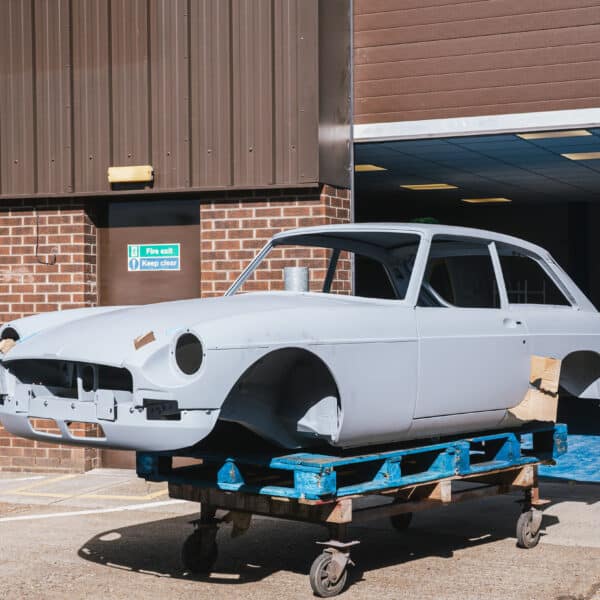 New MGB GT V8 Bodyshell 1