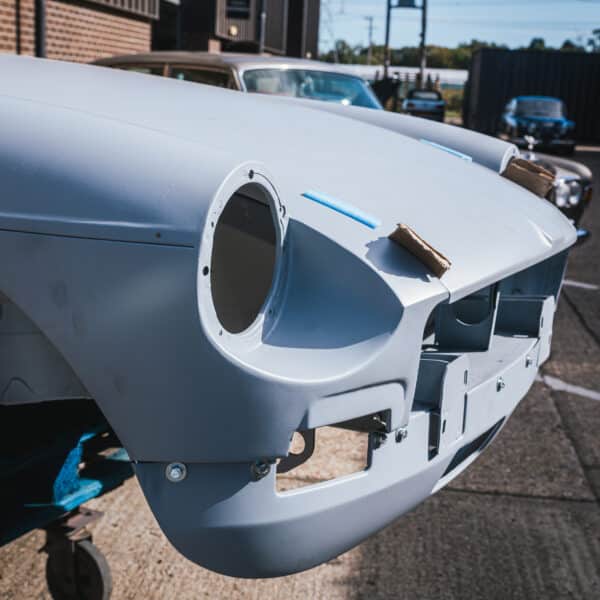 New MGB GT V8 Bodyshell 3