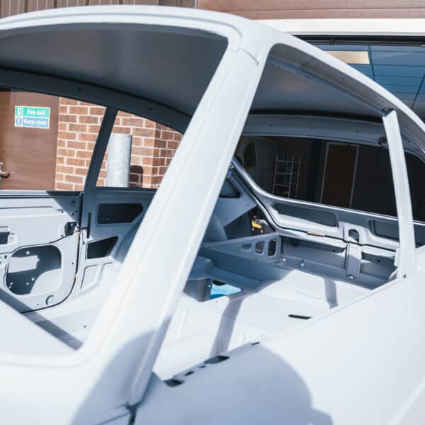 New MGB GT V8 Bodyshell 8