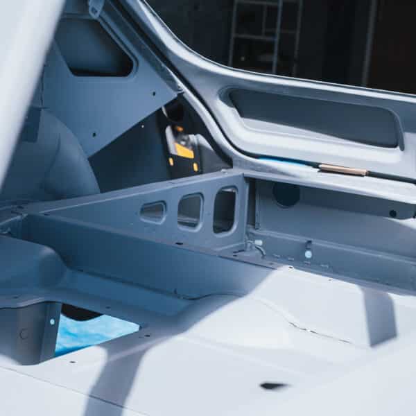 New MGB GT V8 Bodyshell 9