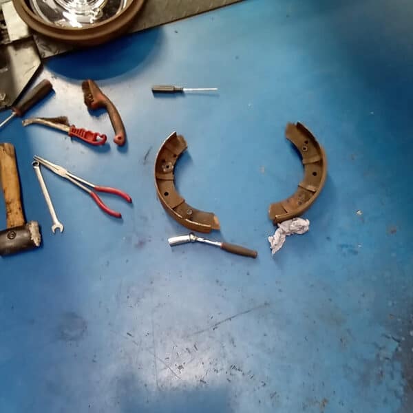 011025 1955 Jaguar XK140 Repairs 22
