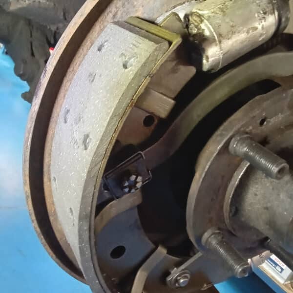 011025 1955 Jaguar XK140 Repairs 23