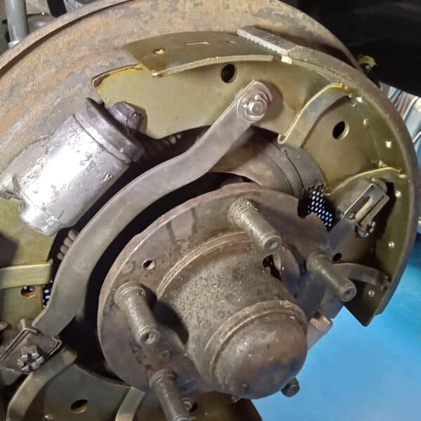 011025 1955 Jaguar XK140 Repairs 24