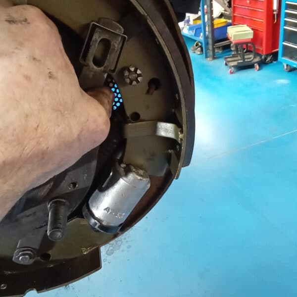 011025 1955 Jaguar XK140 Repairs 27