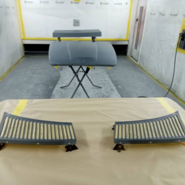 011025 1987 Mercedes 500SL Panels Painted 16