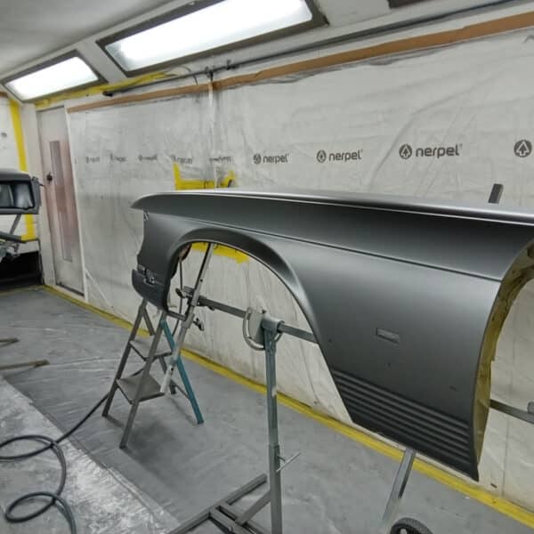 011025 1987 Mercedes 500SL Panels Painted 19