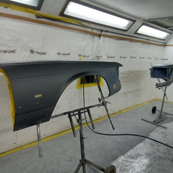 011025 1987 Mercedes 500SL Panels Painted 22