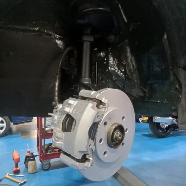 011025 1998 Citroen Saxo VTR New Pads and Discs Calipers Refurbed 2