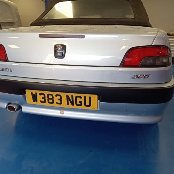 011025 2000 Peugeot 306 Cabriolet Rear Bumper Repair