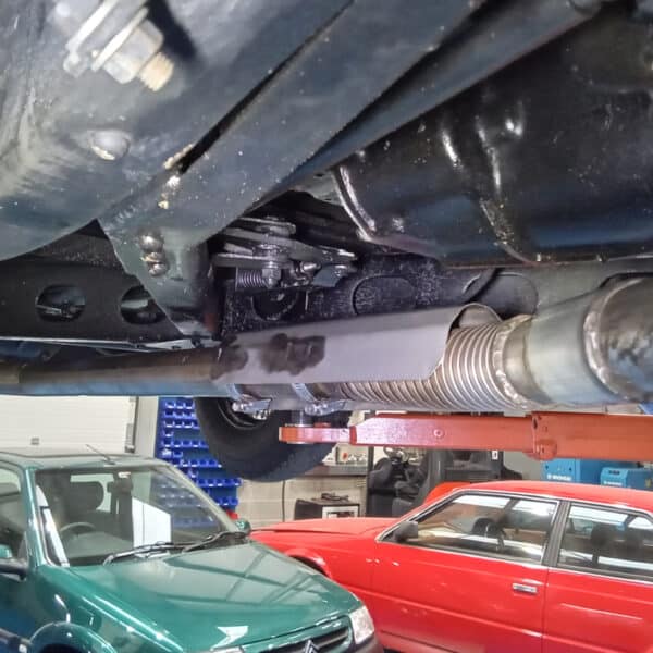 031025 1939 Jaguar SS100 Engine Service and Exhaust Repair 17