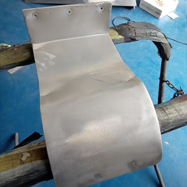 031025 1969 Aston Martin DB6 Volante Heat Shield Radiator and Surround Painted 11