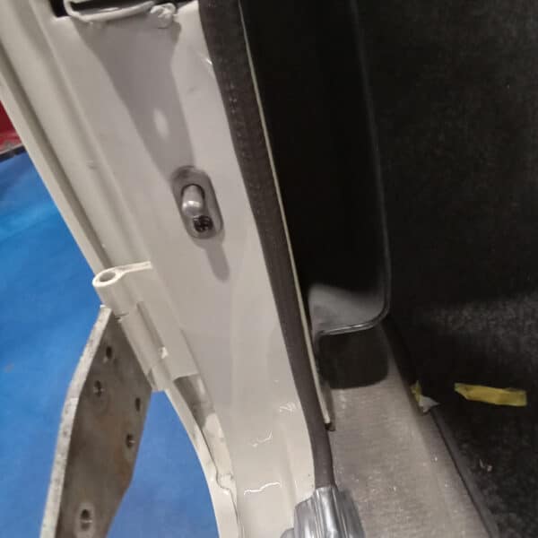 031025 1969 Audi 70L Front Arches Speedo Cable Fitted Steering Cowl Wipers and Jets installed 4