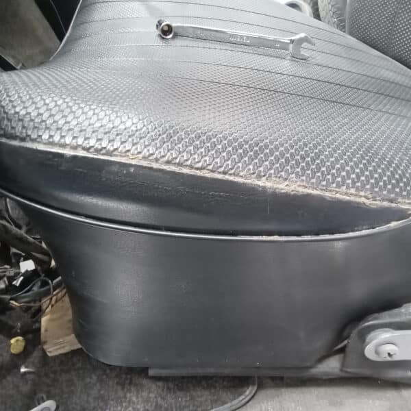 031025 1969 Audi 70L Fuse Box Heater box Front Seats Removed 10
