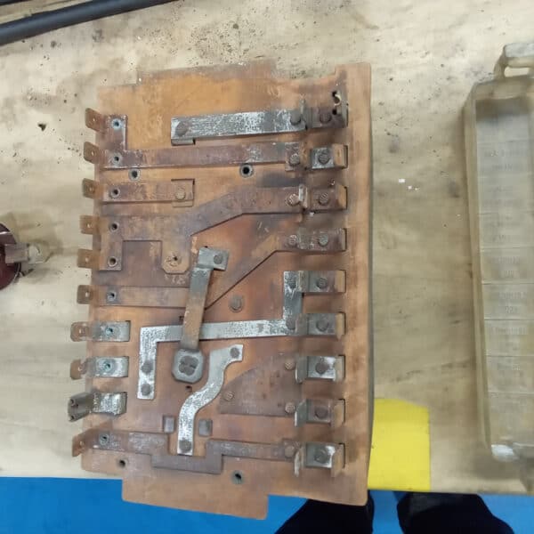 031025 1969 Audi 70L Fuse Box Heater box Front Seats Removed 16
