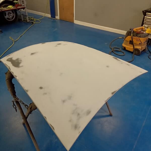 031025 1975 MGB GT V8 Bonnet Prepped for Polyfan 5