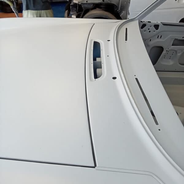 031025 1975 MGB GT V8 Bonnet Prepped for Polyfan 7
