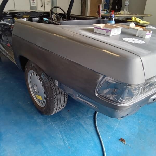031025 1987 Mercedes 500SL Flat and Polish Started 2
