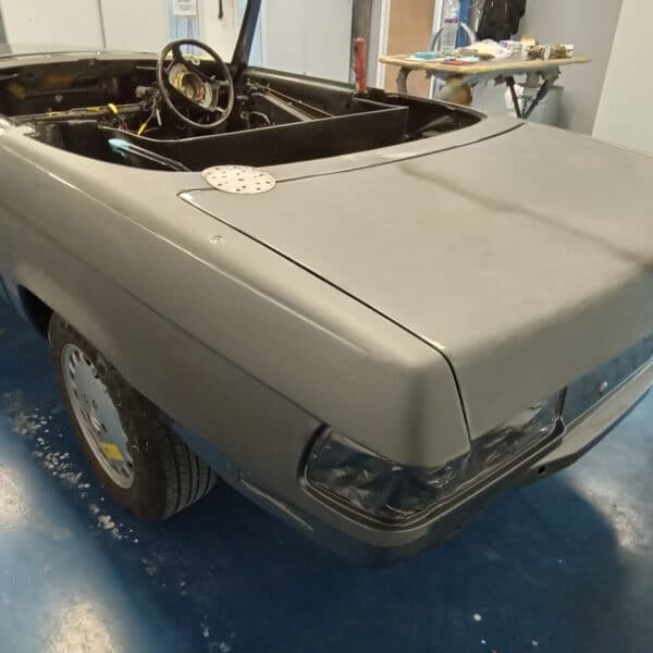 031025 1987 Mercedes 500SL Flat and Polish Started 3