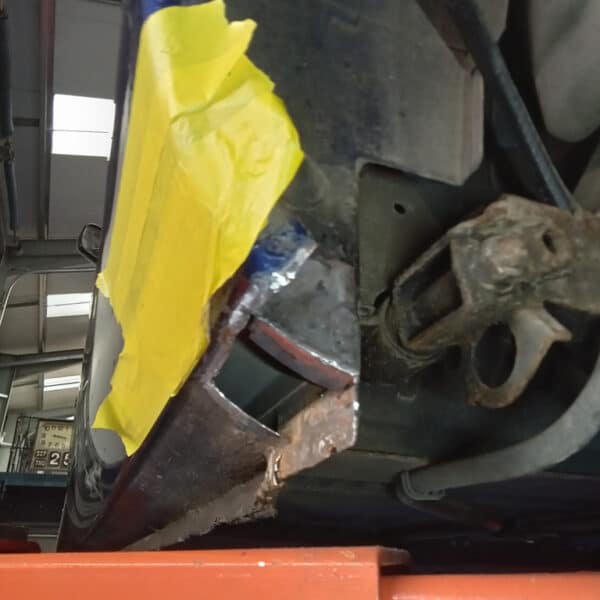 031025 1999 MGF Nearside Rear Sill Repair 10