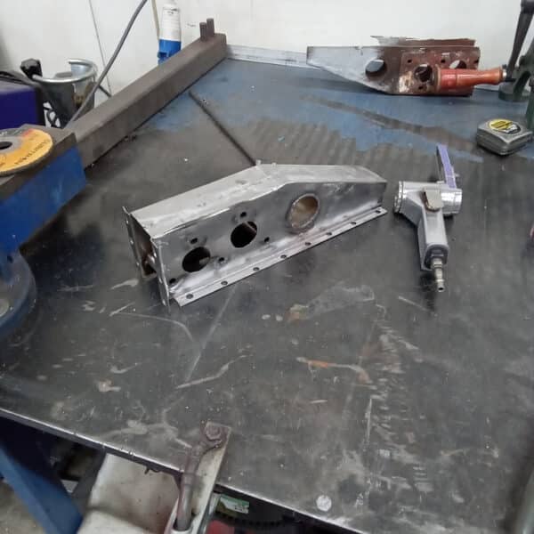 071025 1970 Aston Martin DBS Brake Master 3