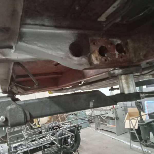 071025 1970 Aston Martin DBS Chassis Repairs