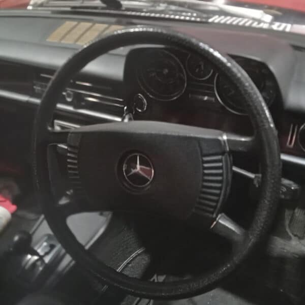 081025 1973 Mercedes 250 Appraisal 41