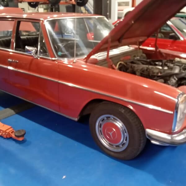 081025 1973 Mercedes 250 Appraisal 43