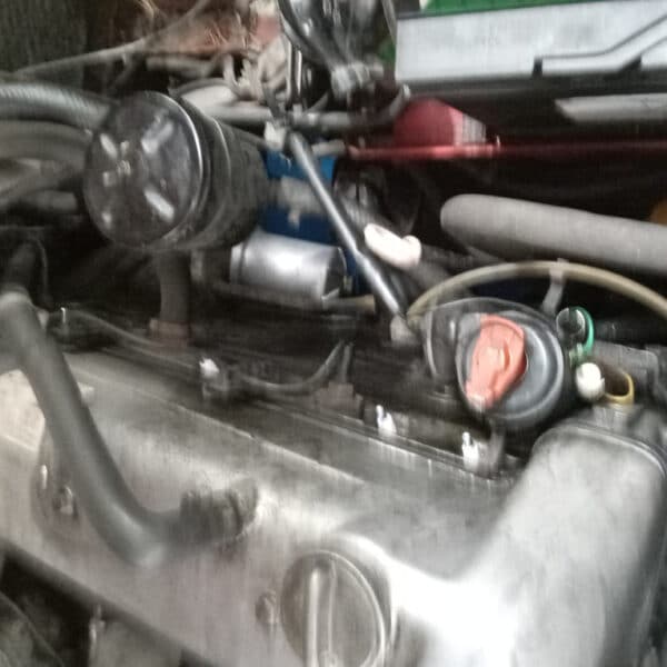 081025 1973 Mercedes 250 Further Repairs 14