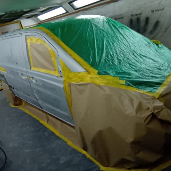 081025 2005 Mercedes Vito in Epoxy 4