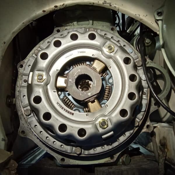 091025 1959 Austin Healey 3000 Oil Leak and Clutch Change