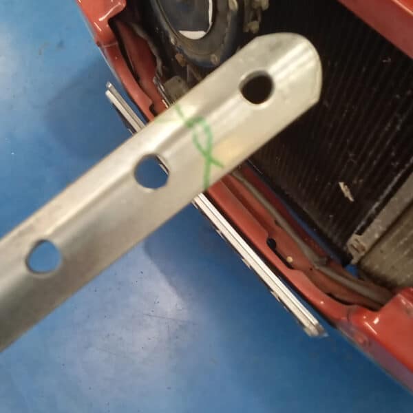 091025 1973 Mercedes 250 Repairs 3
