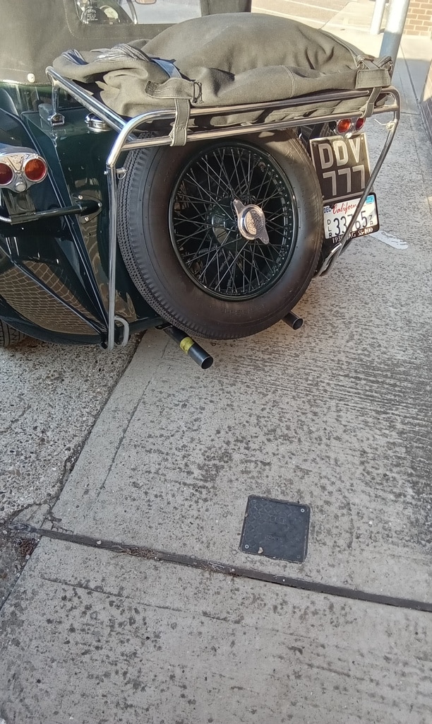 101025 1939 Jaguar SS100 New