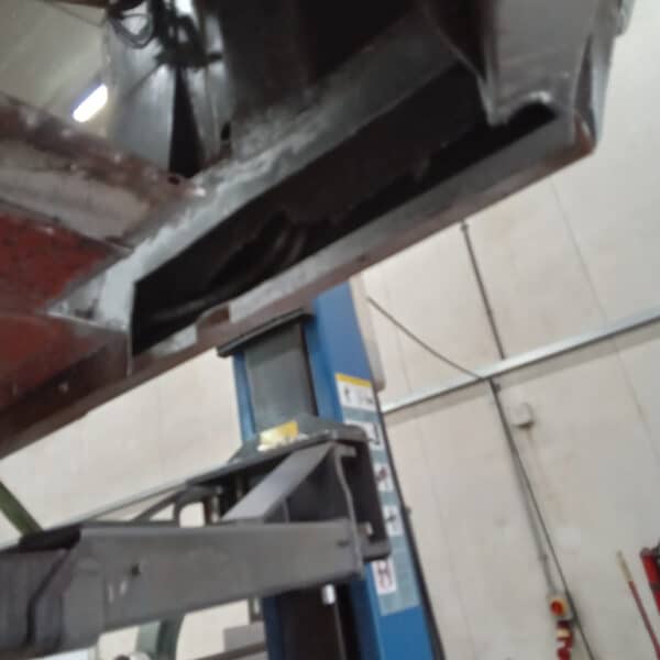 101025 1970 Aston Martin DBS Passenger Lifting Point and Frame Prepped 2