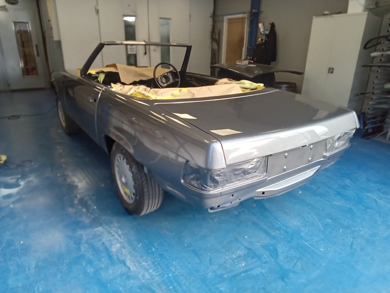 101025 1987 Mercedes 500SL Flat and Polish 2