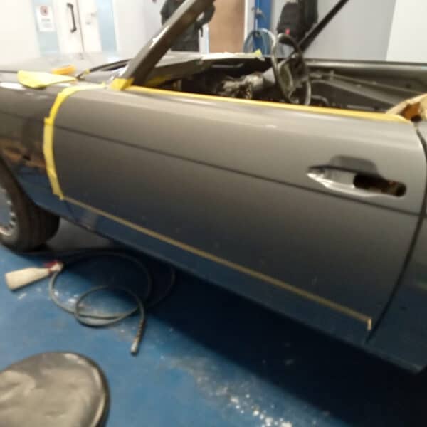 101025 1987 Mercedes 500SL Flat and Polish 6