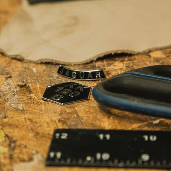 101025 XK120B Badges 2