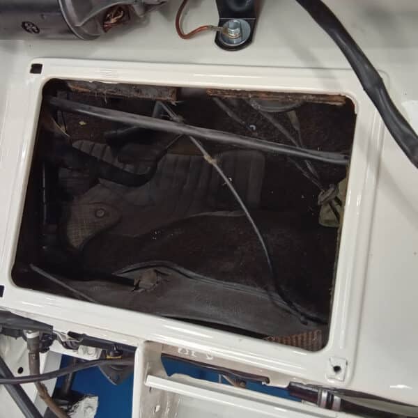 111025 1969 Audi 70L Heater Box Fitted 4